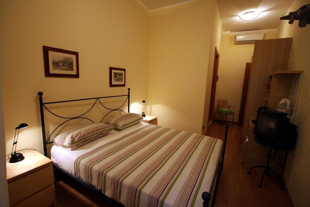 Bed And Breakfast Centrostorico Sarnico Exterior photo